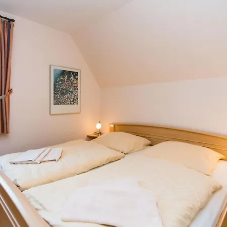 Holiday home Sonnenschein Zingst