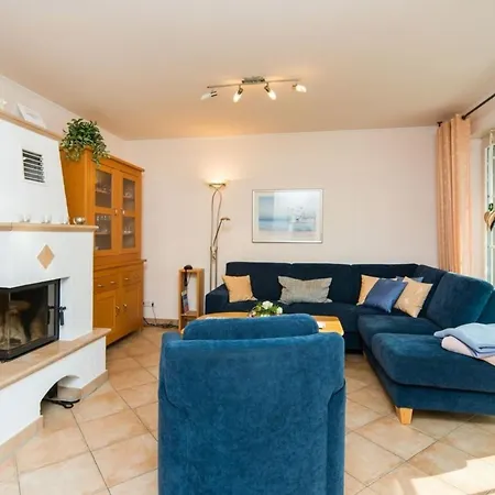 Holiday home Sonnenschein *